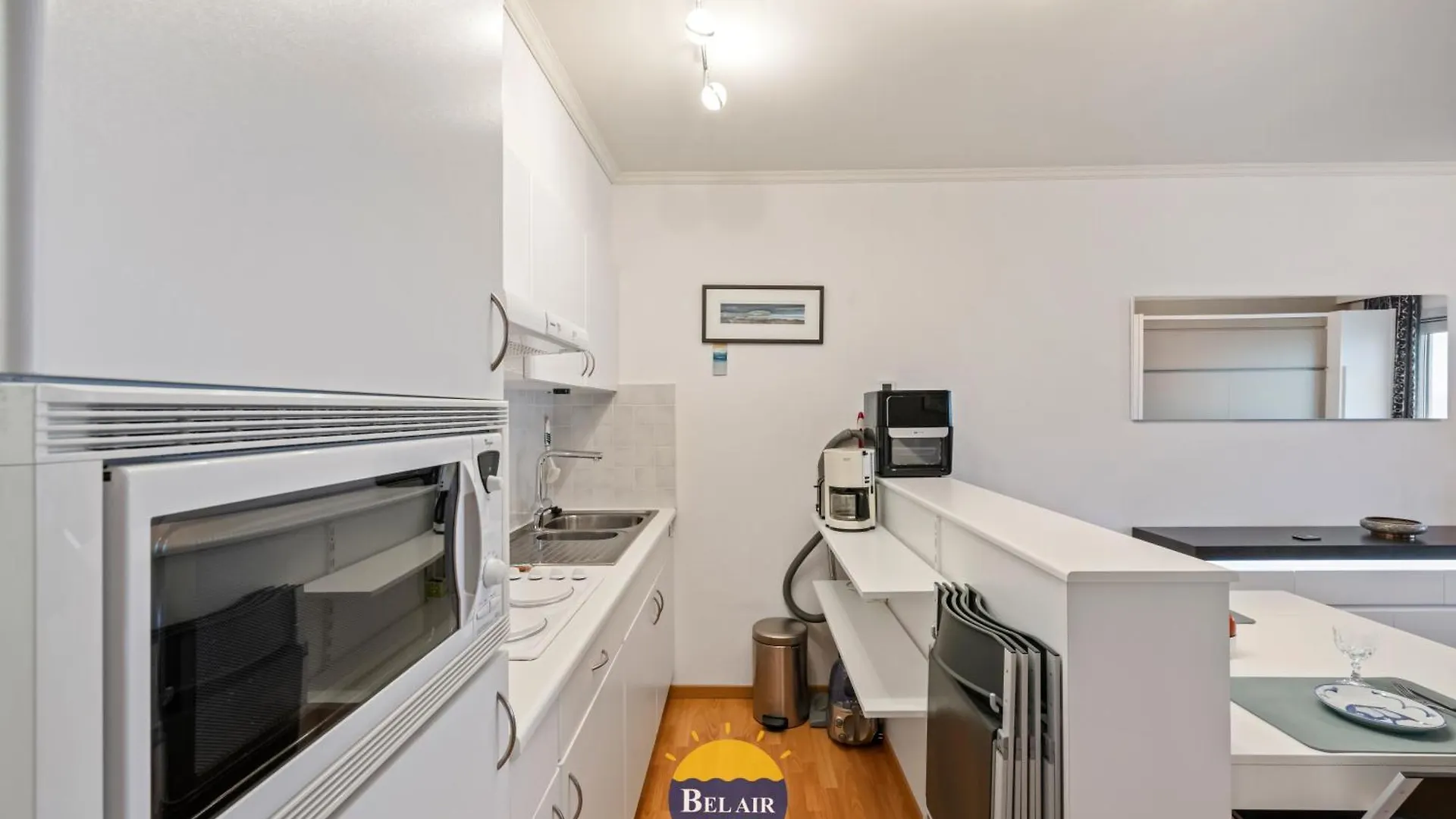 Zeezicht IX Cozy Studio With Sea View T26 Ostend Apartment
