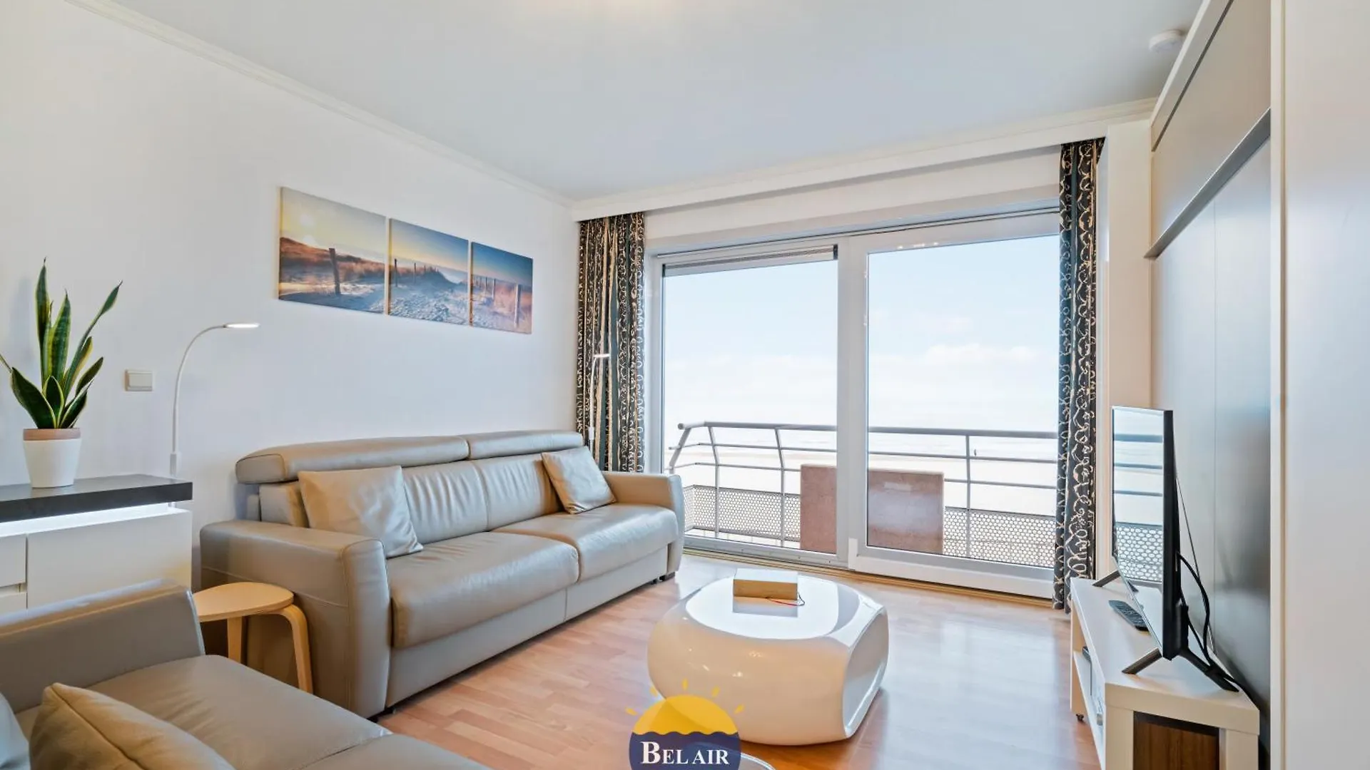 Zeezicht IX Cozy Studio With Sea View T26 location